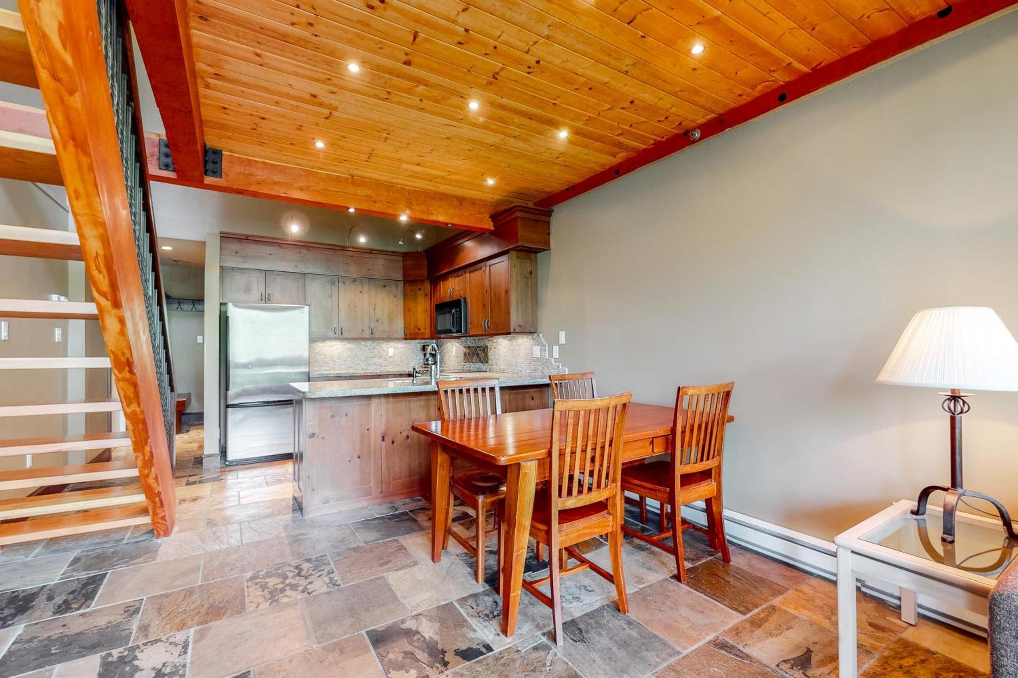 Greystone Lodge Уистлер Номер фото
