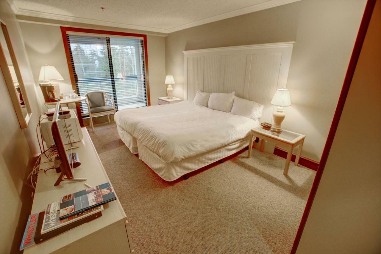 Greystone Lodge Уистлер Экстерьер фото